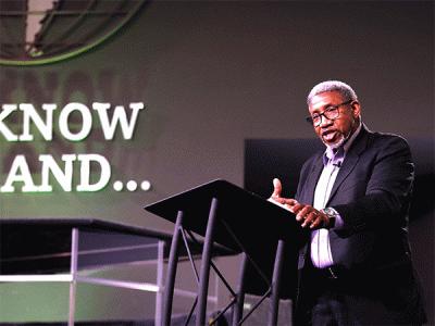 Dr. Billy Bennett speaks on Evangelical Unity at CIU's Black History celebration (Photo by Jonathan McGaha, CIU Student Photographer