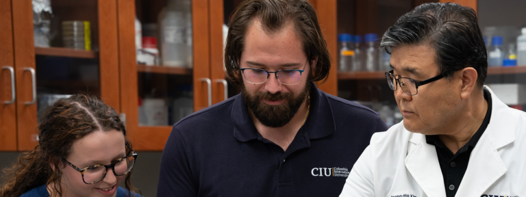 Students in the lab